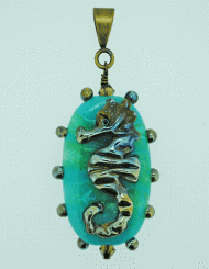 Dichroic seahorse